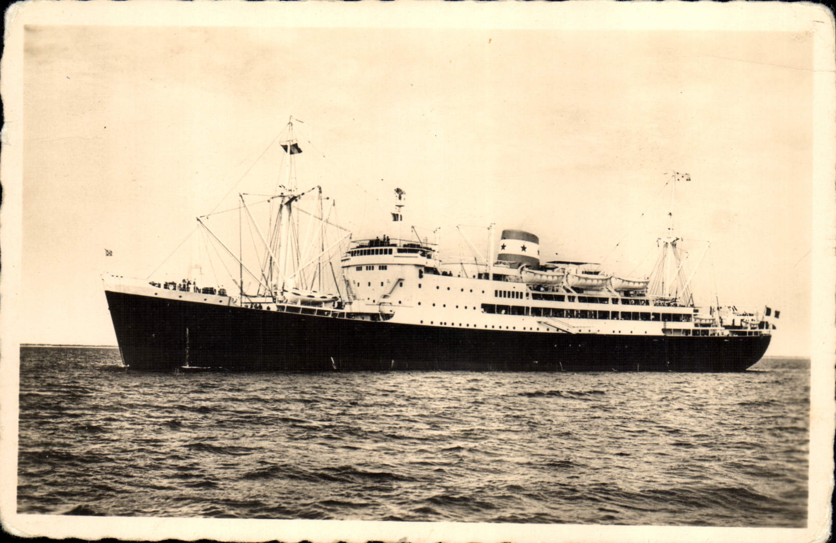 Paquebot Foucauld-Brazza — Compagnie Maritime des Chargeurs Réunis