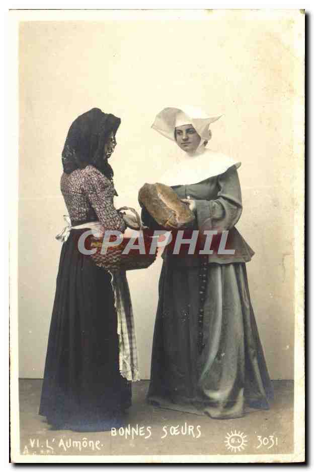 CPA Bonnes soeurs Folklore Femme 