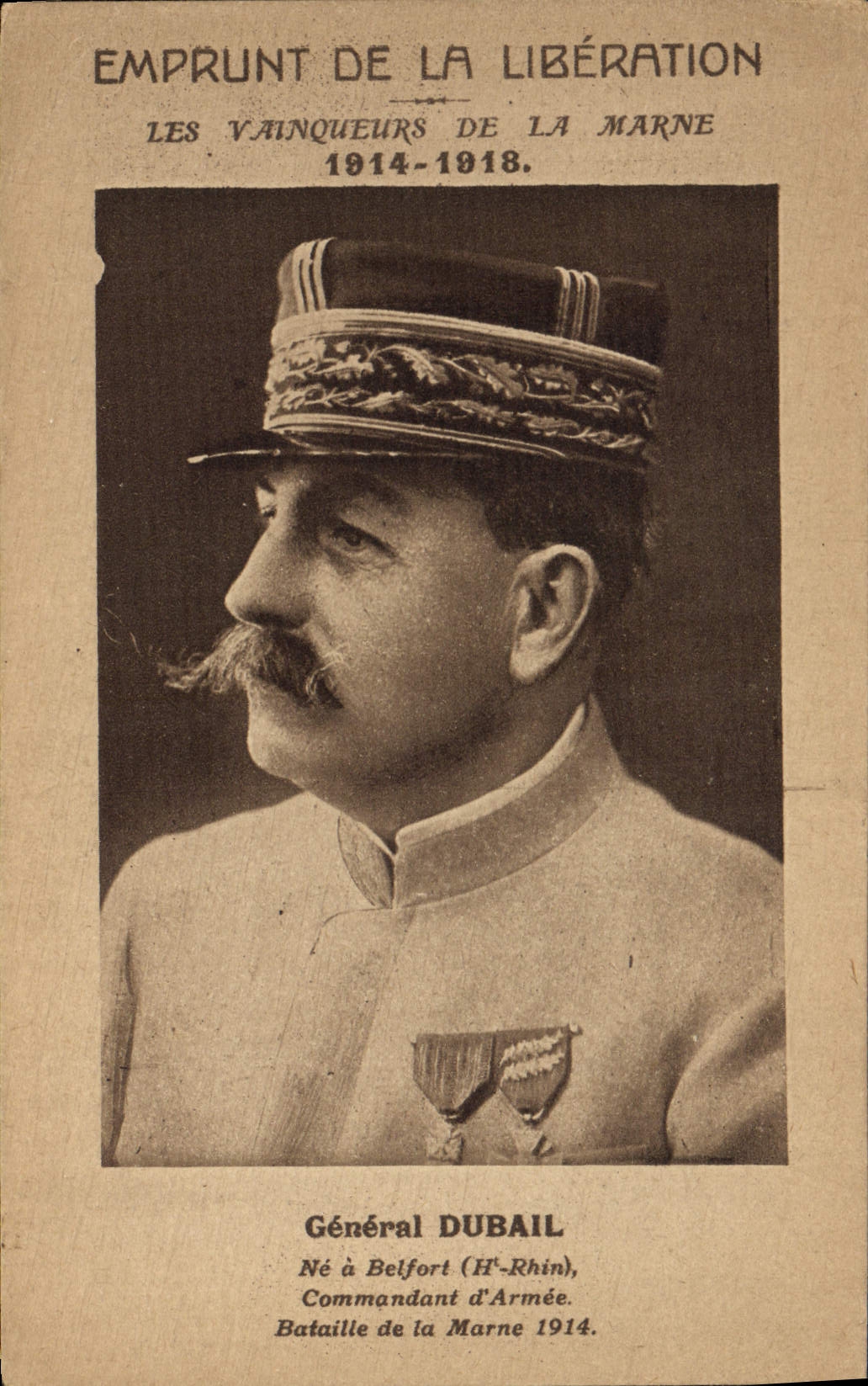CPA Militaria Emprunt de la liberation General Dubail 