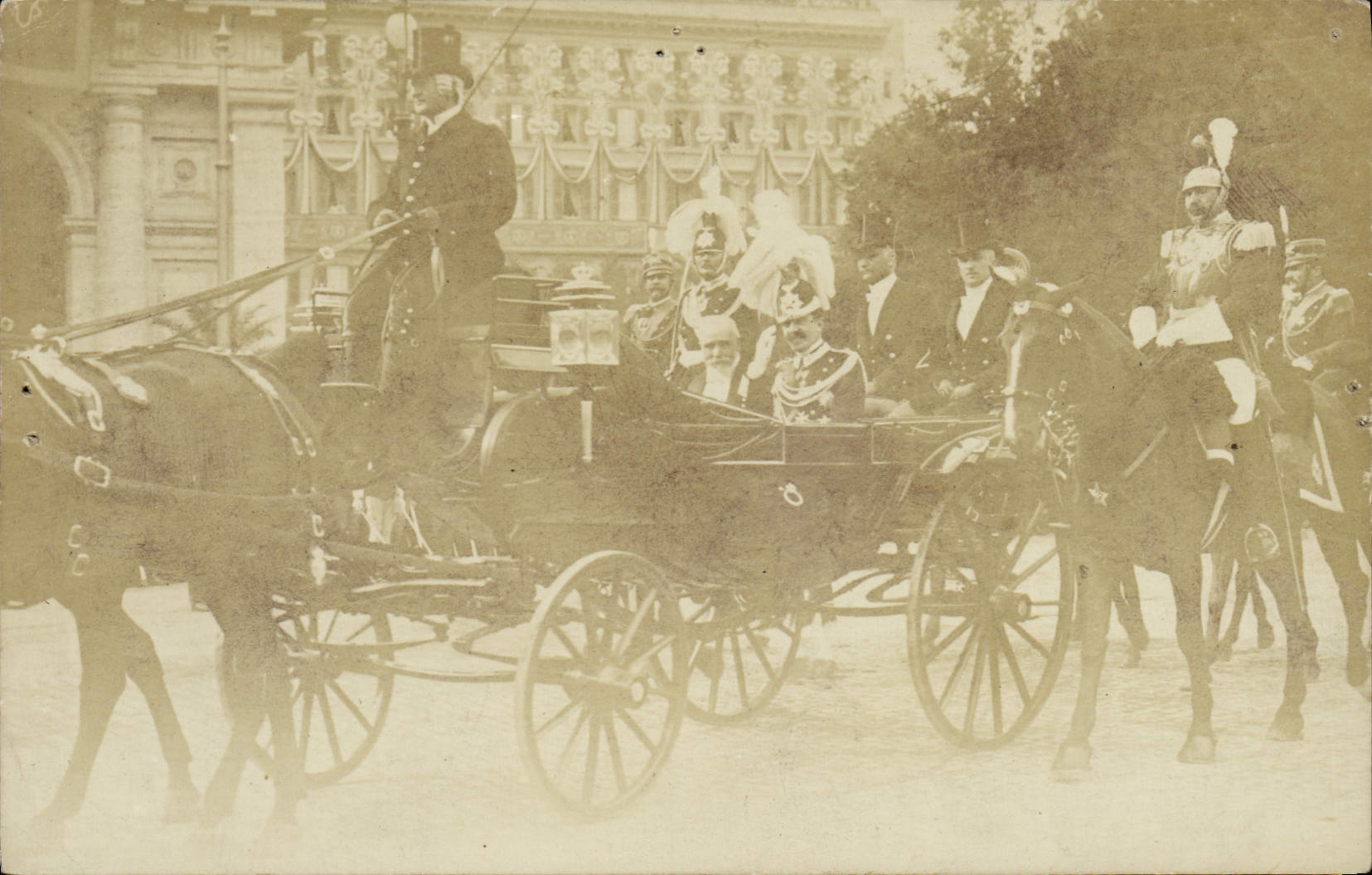 Cortège impérial à Paris — Carte postale italienne