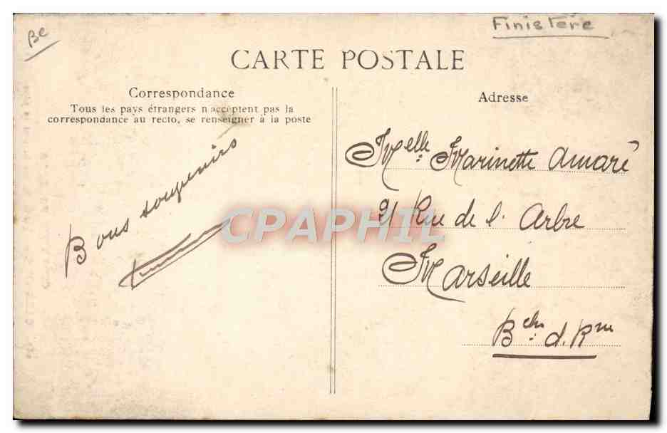CPA Folklore Tabac Carantec Vieille femme fumant sa pipe — Verso