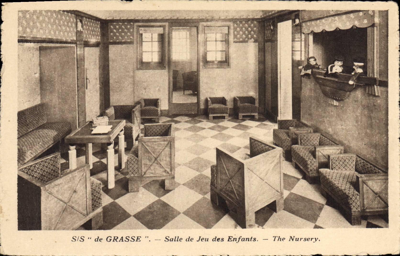 CPA Bateau Paquebot SS de Grasse Salle de jeu des enfants 