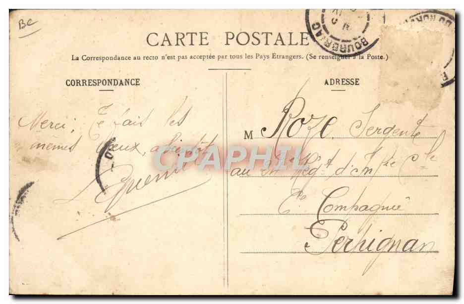 CPA Folklore Tabac Vieille femme de Guingamp fumant sa pipe — Verso