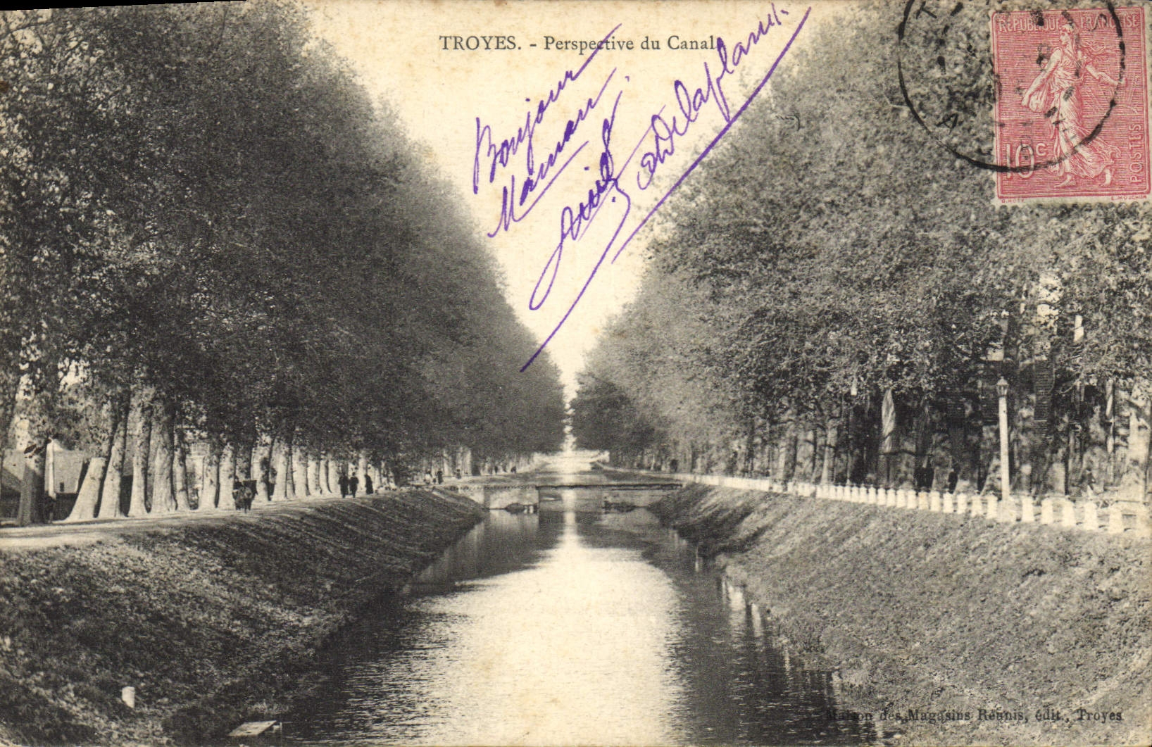 CPA Bateau Peniche Troyes Perspective du canal