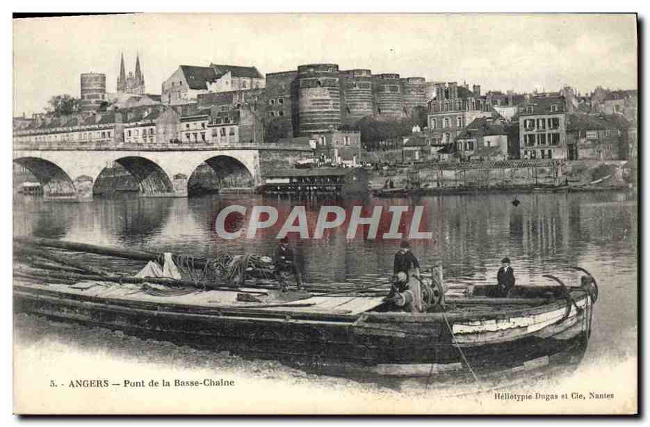 CPA Bateau Peniche Angers Pont de la Basse Chaine 