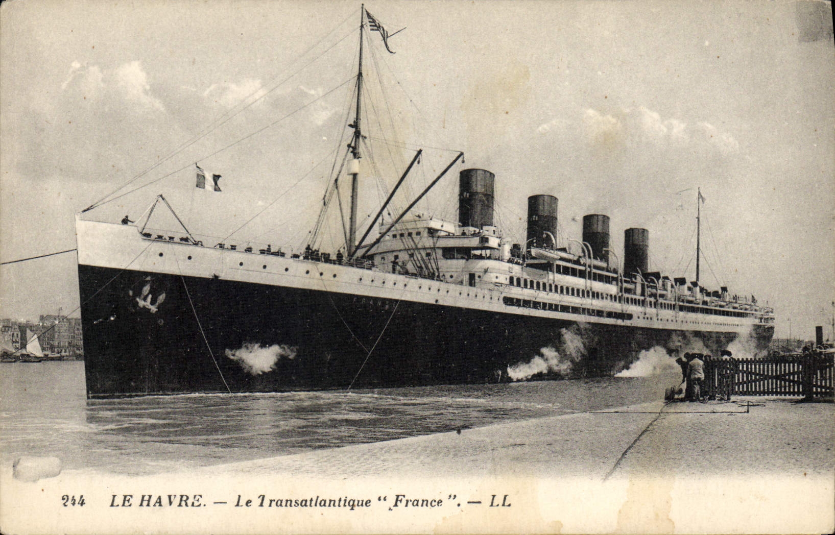 CPA Bateau Paquebot le Havre Transatlantique France 