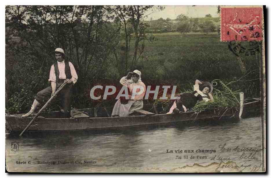 CPA Foklore La vie aux champs Au fil de l'eau 