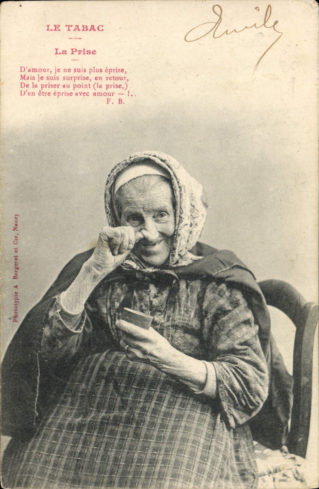 CPA Foklore Tabac La prise Femme