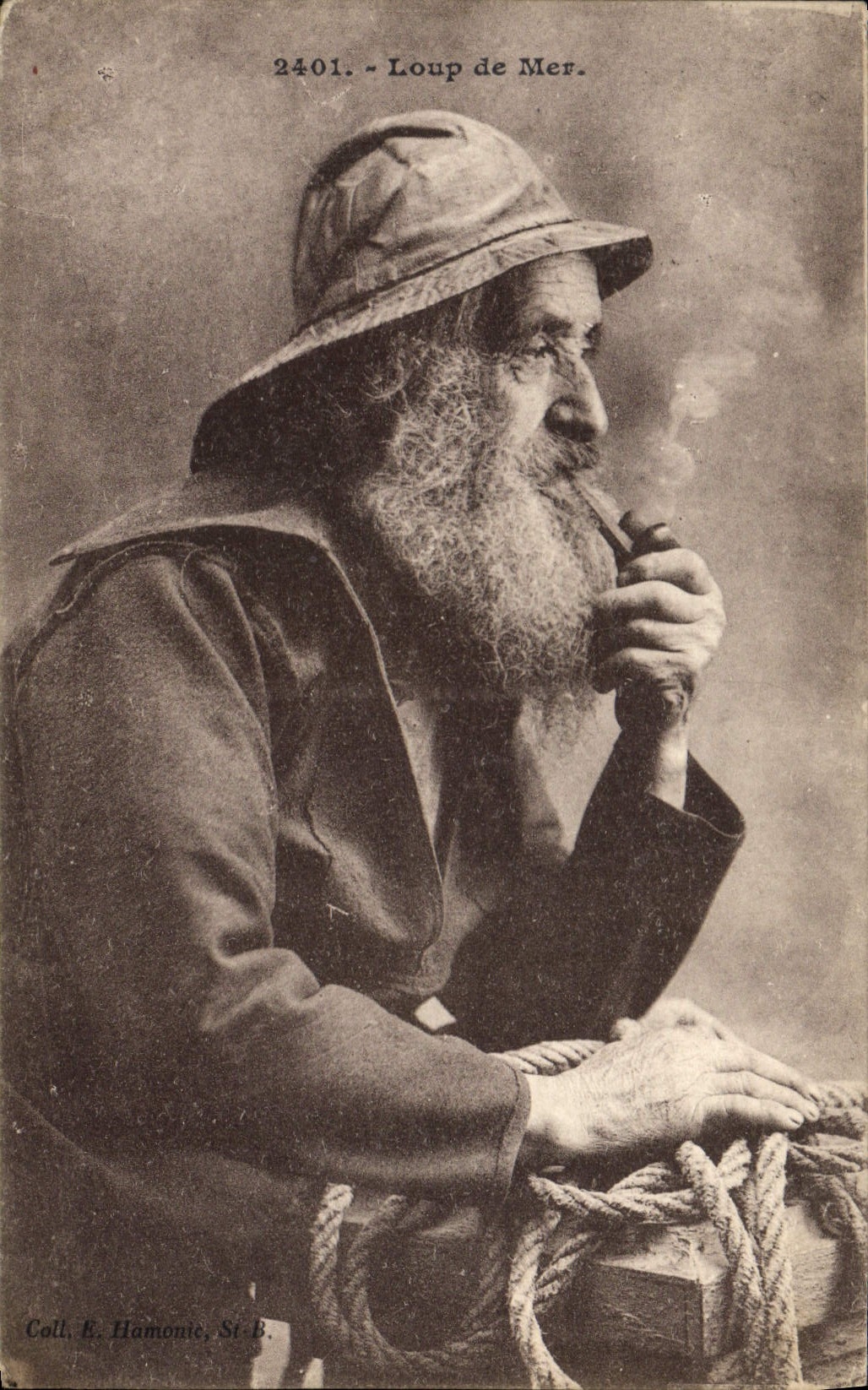 CPA Foklore Tabac Loup de mer Peche Pecheur 