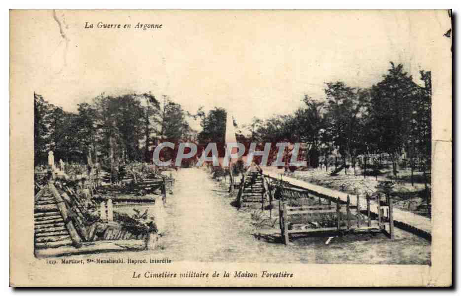 CPA Foret le cimetiere militaire de la Maison forestiere Militaria 
