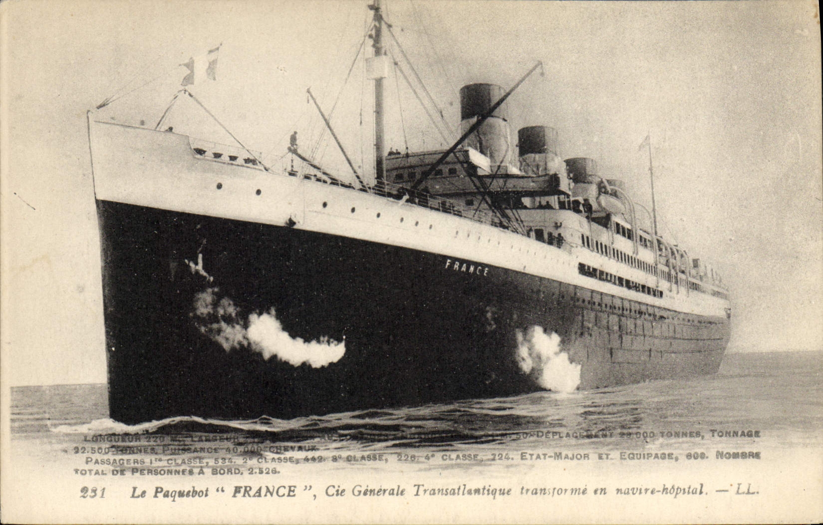 Le Paquebot "FRANCE" — transformé en navire-hôpital — Cie Générale Transatlantique, n°231