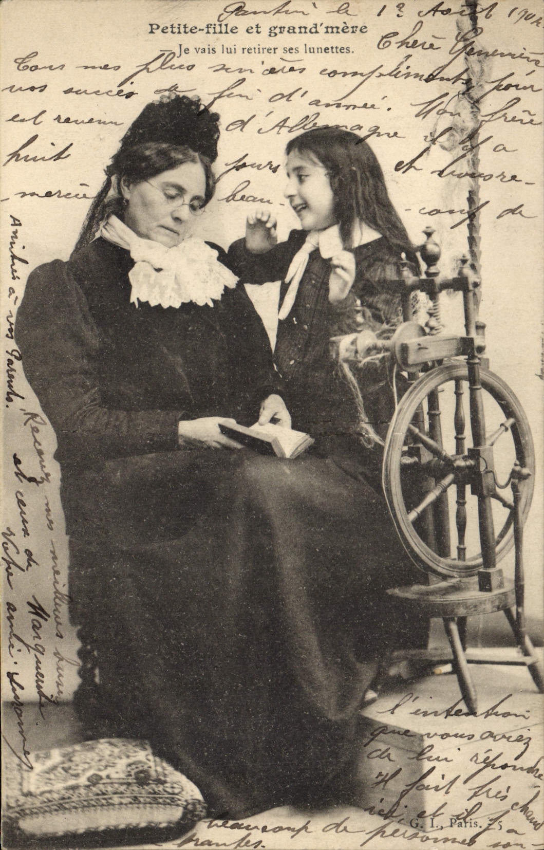 CPA Fantaisie Femme Petite fille et grand mere Enfant