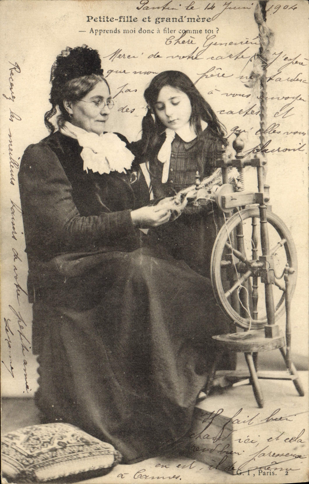Petite-fille et grand'mère — Apprentissage du filage — G. I., Paris, n°2