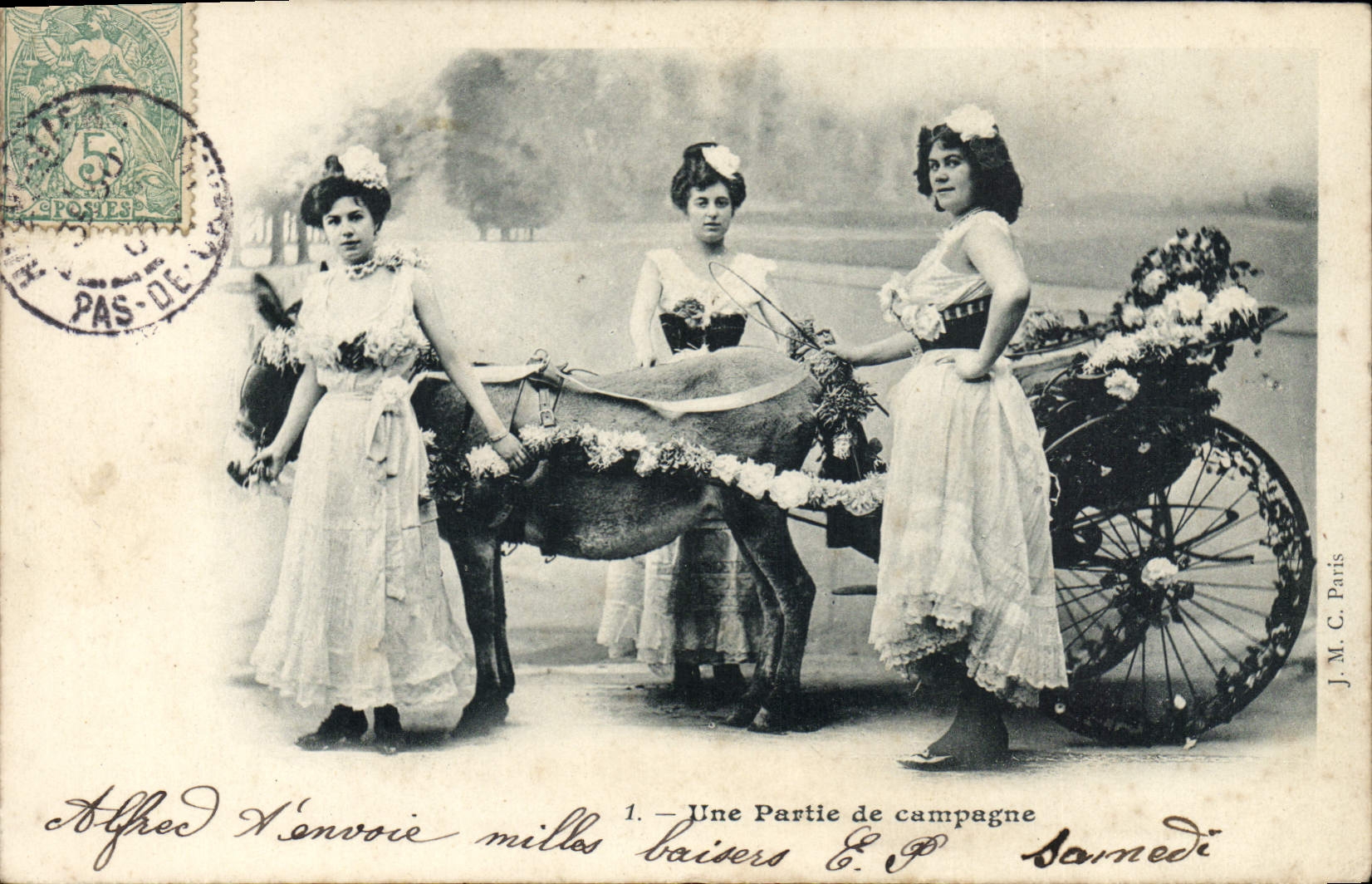 Trois jeunes femmes avec un âne attelé — J.M.C. Paris — n°1
