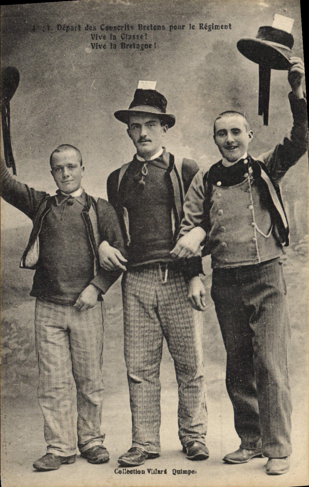 CPA Folklore Depart des conscrits bretons pour le regiment Vive la Classe Vive la Bretagne 