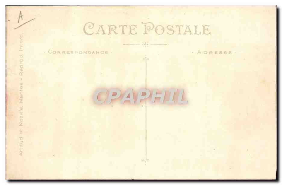 CPA Bretagne Tout sour le meme toit Folklore — Verso