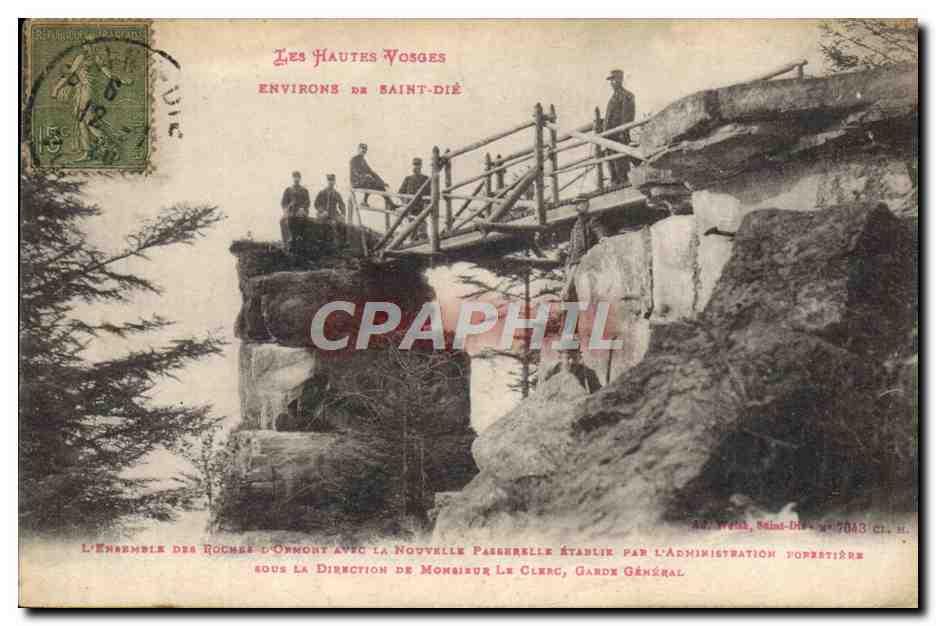CPA Hautes Vosges Environs de Saint Die L'ensemble des roches d'Ormont avec la nouvelle passerelle 