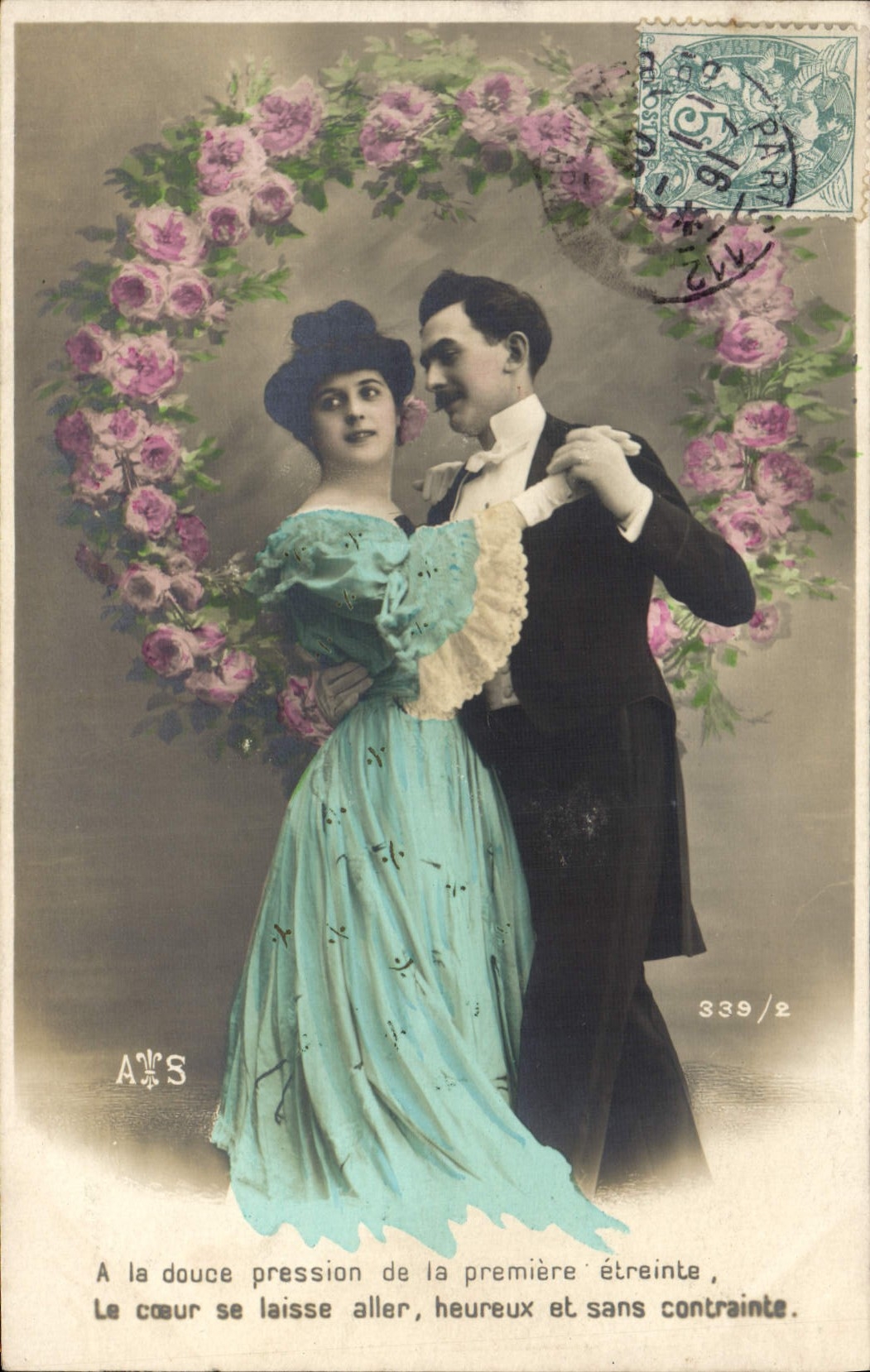 Danseurs en robe bleue — décor de roses — éditeur A&S n°339/2