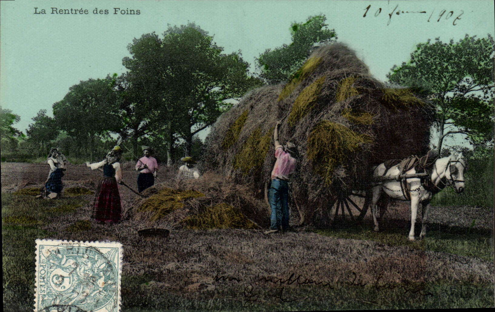 CPA Folklore La rentree des foins