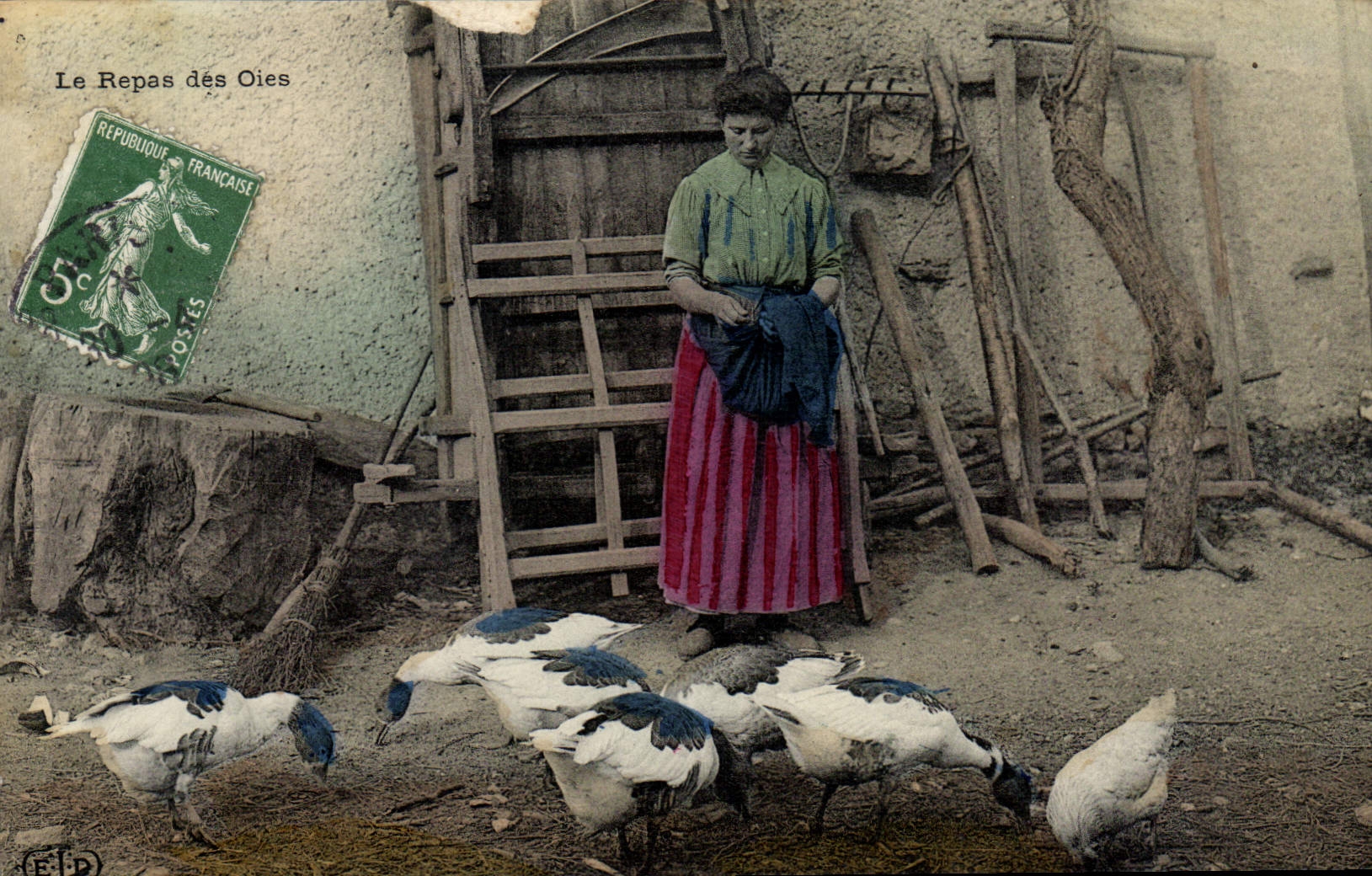 CPA Folklore Le repas des oies 