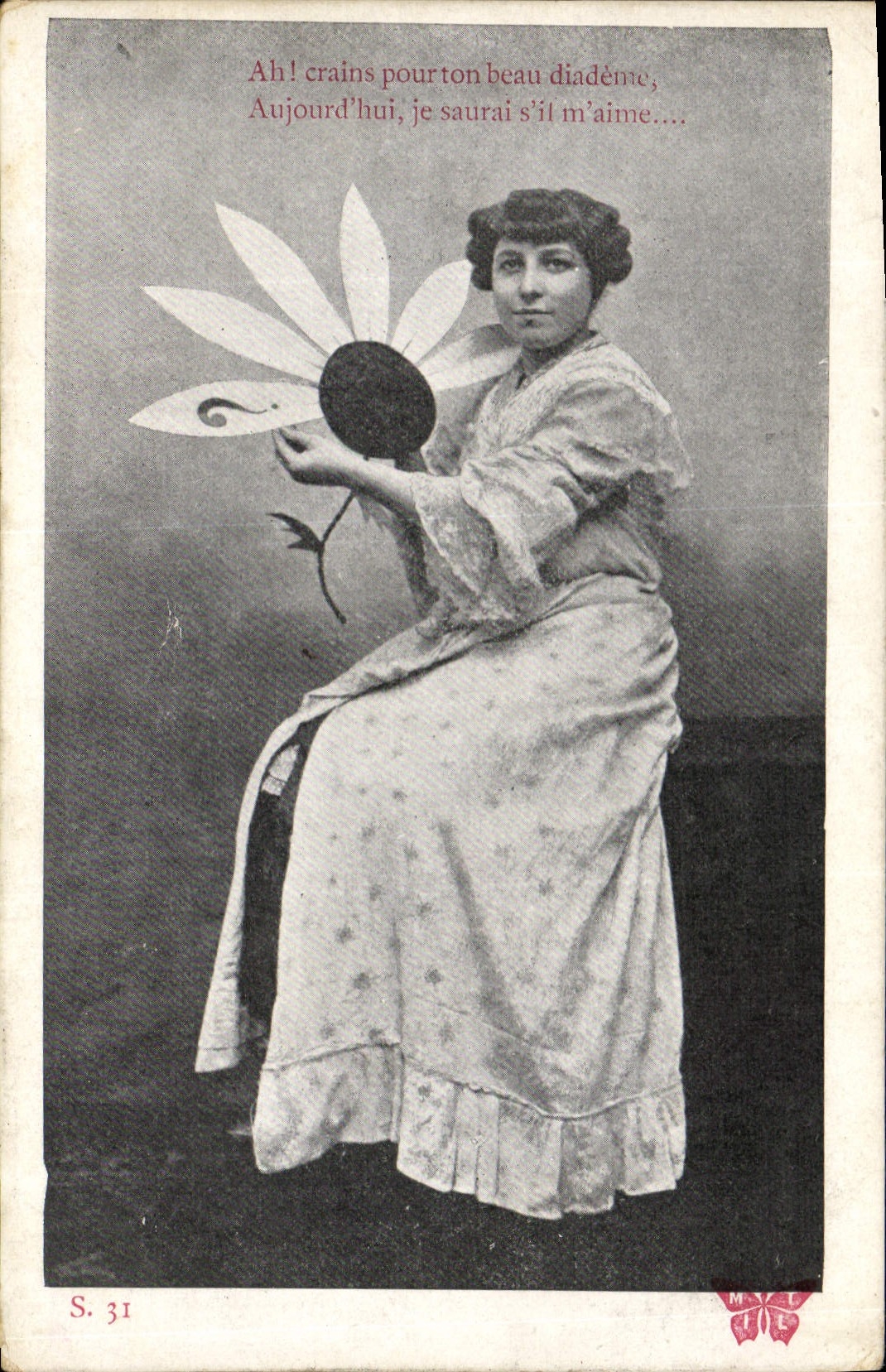 CPA Fantaisie Femme Fleur