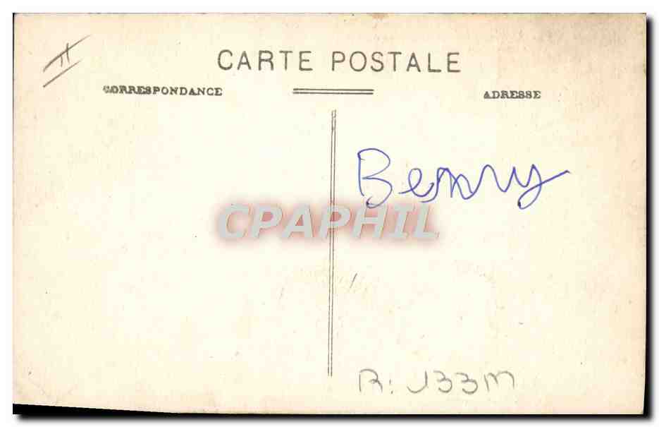 CPA Folklore Au pays du Berry Interieur de ferme Le retour de l'abreuvoir Vaches  — Rückseite
