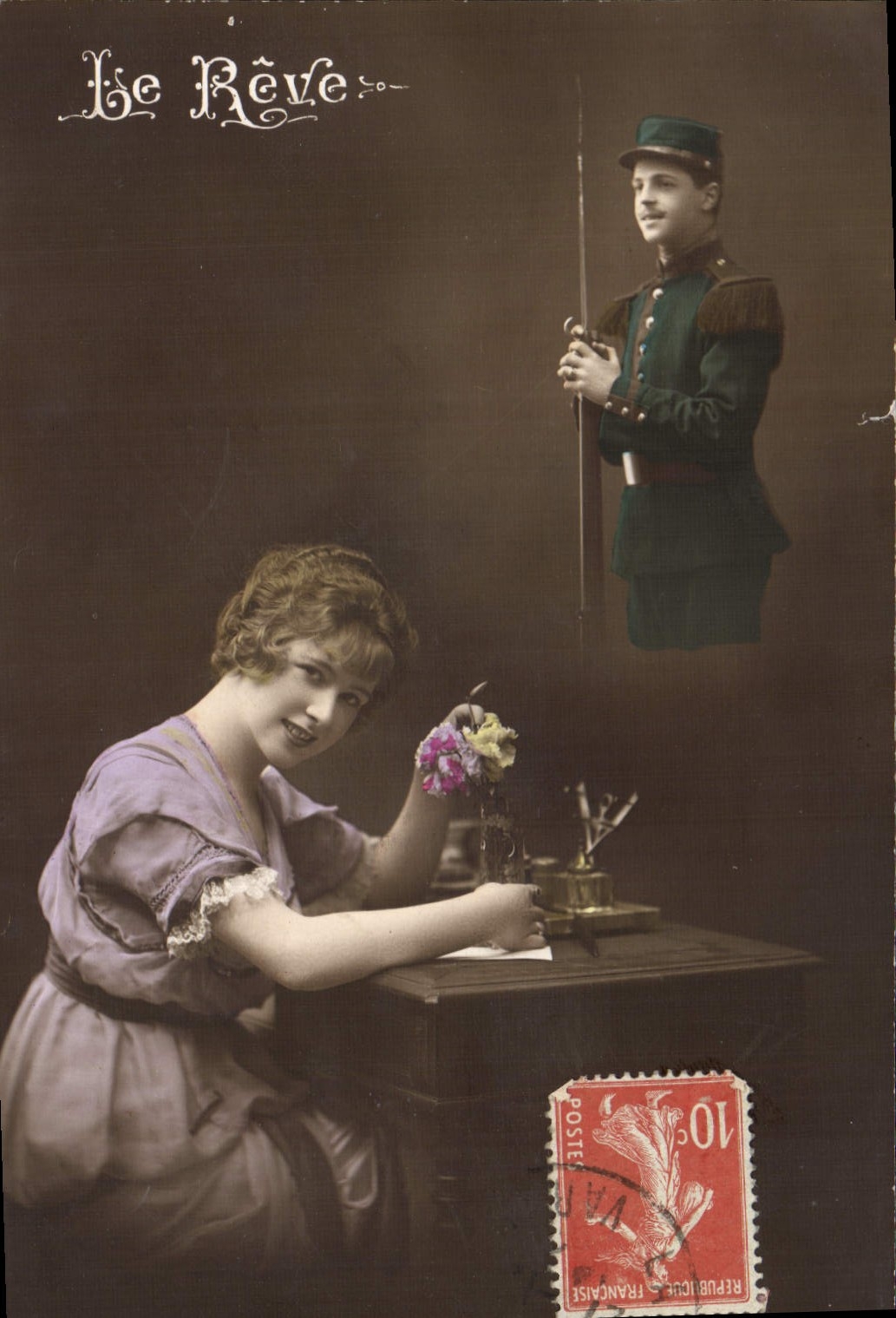 CPA Fantaisie Femme Soldat Militaria