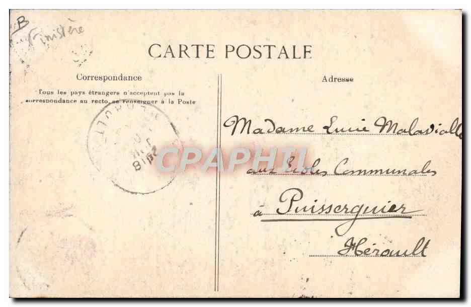 CPA Folklore Fumeur de Plomodiern Tabac  — Verso