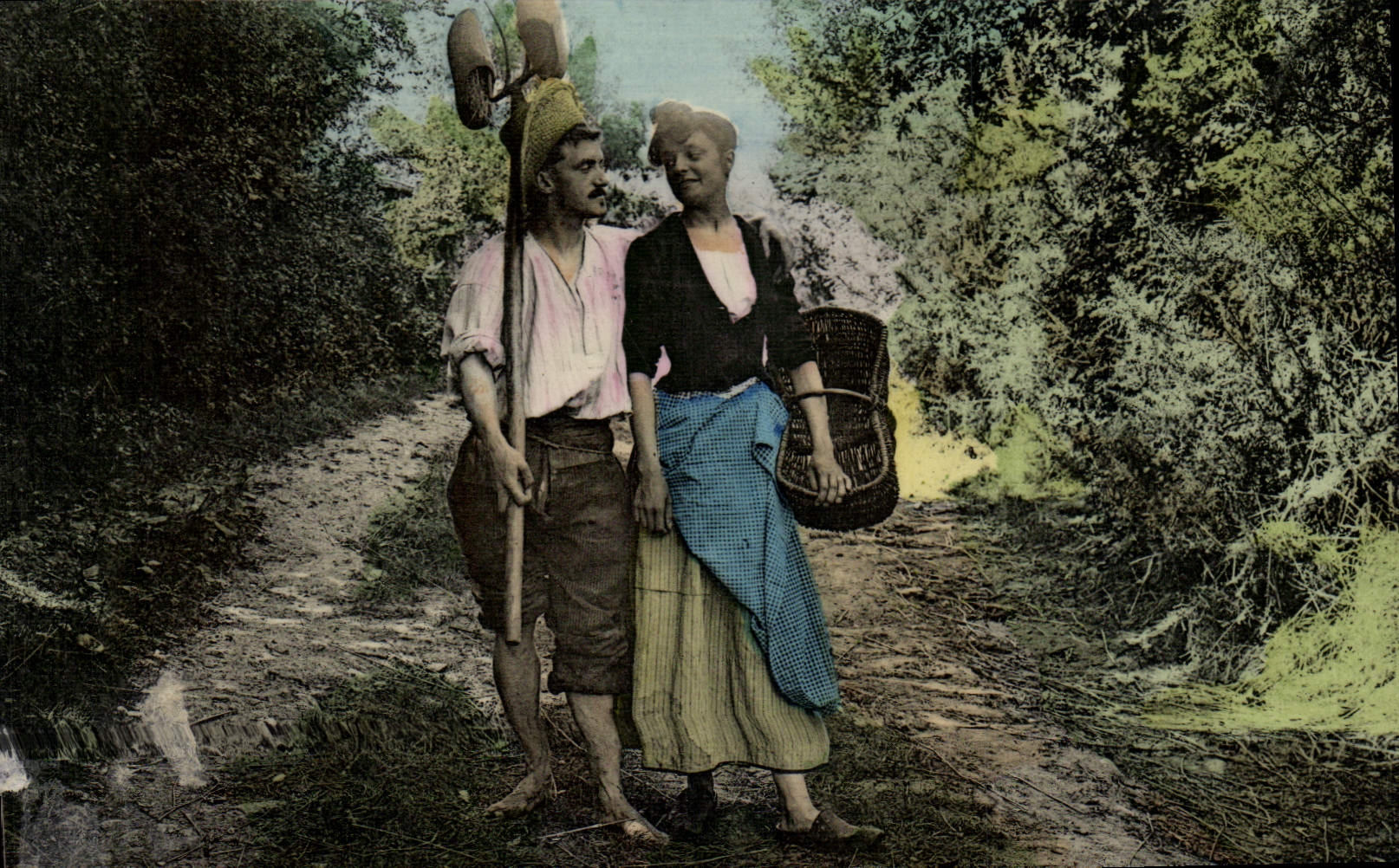 CPA Folklore Idylle