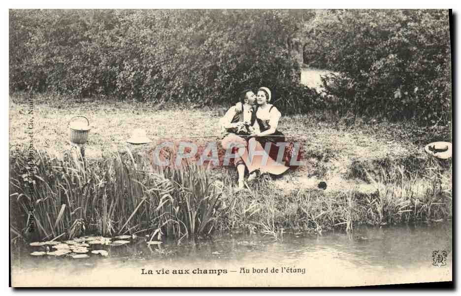 CPA Folklore La vie aux champs Au bord de l'etang Peche Pecheur 