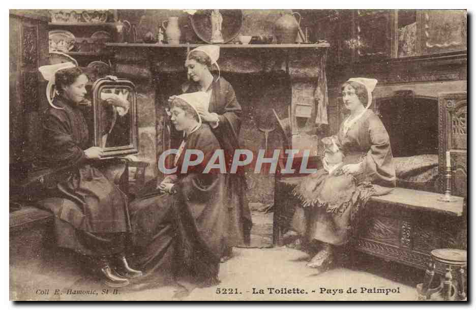 CPA Folklore La toilette Pays de Paimpol