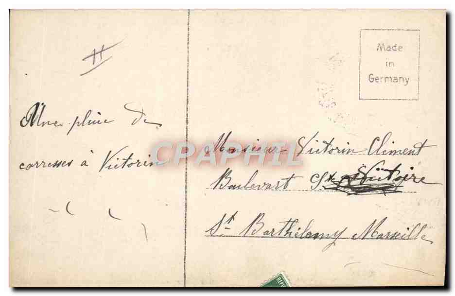 Jeune femme en robe rose — 1er Avril — éditeur non visible — Reverso