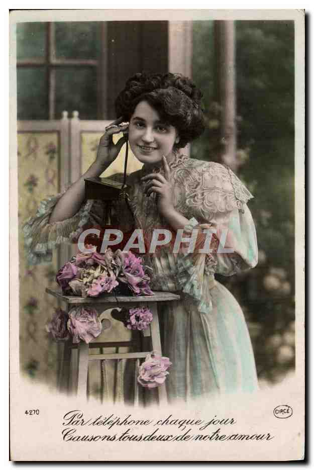 Jeune femme au téléphone — texte imprimé et fleurs — éditeur CIRCE n°4270