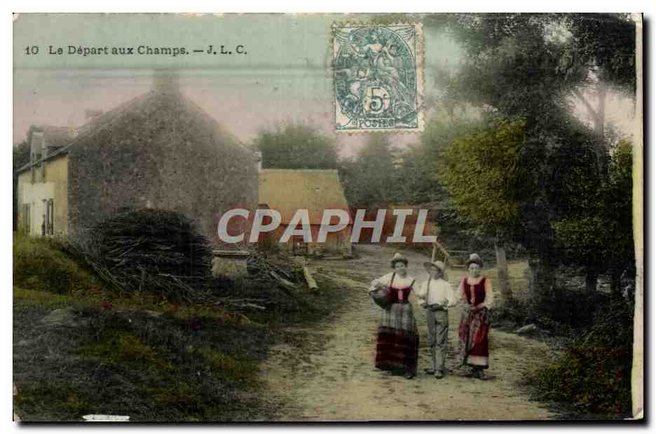 CPA Folklore Le depart aux champs 