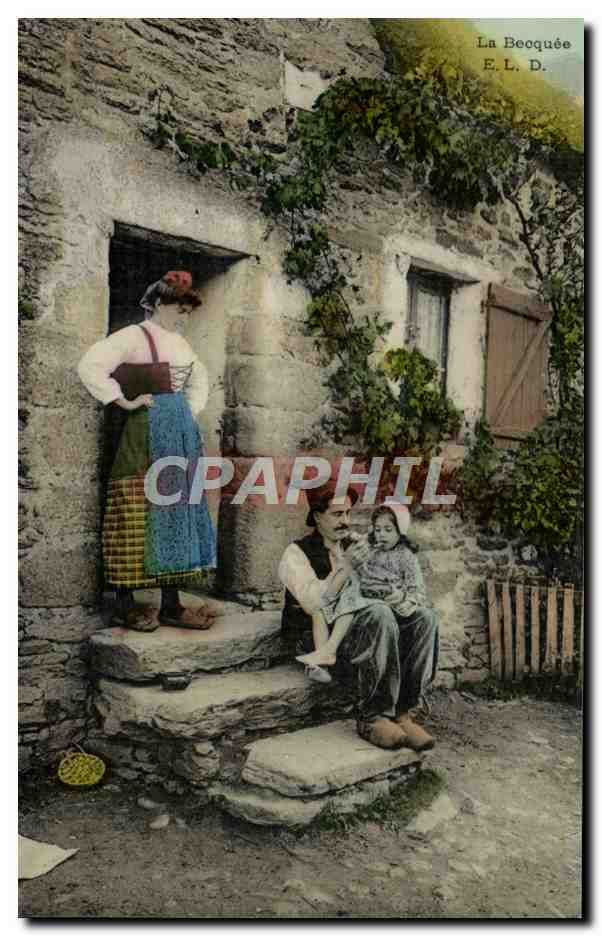 CPA Folklore La becquee Enfant