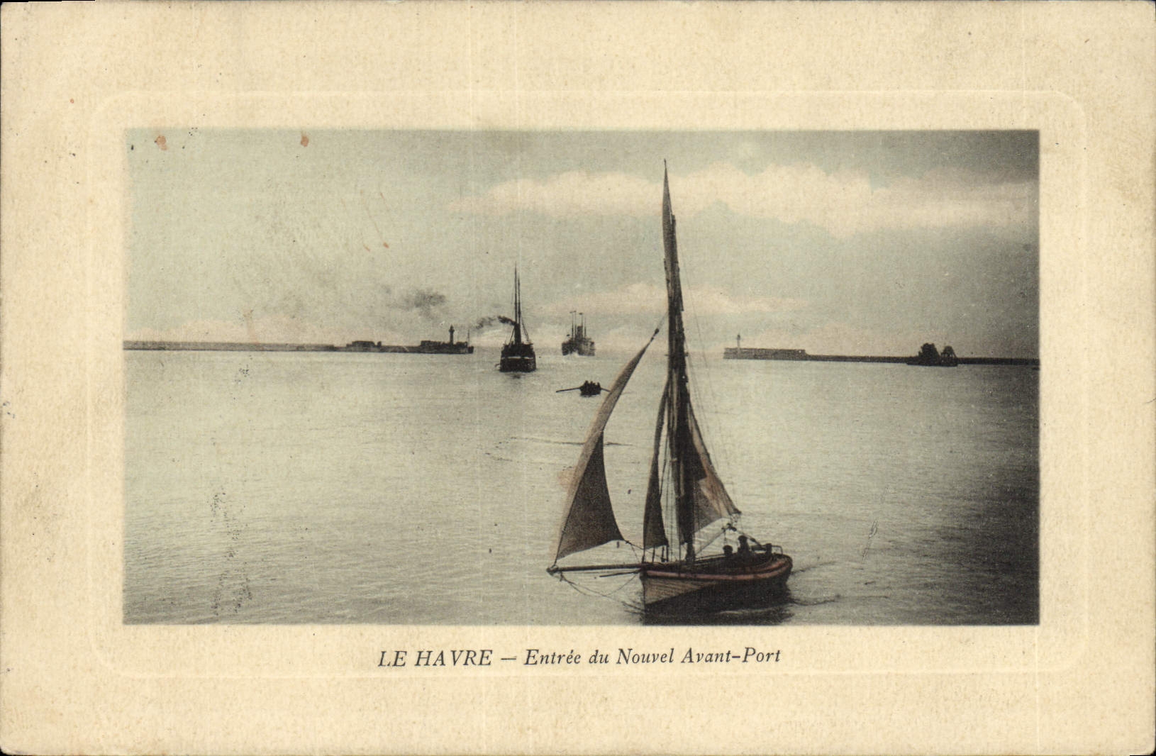 Le Havre — Entrée du Nouvel Avant-Port — Éditeur non identifié
