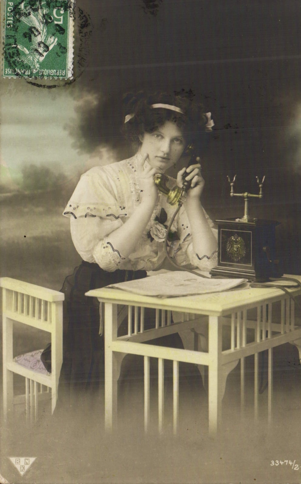 CPA Fantaisie Telephone Femme 