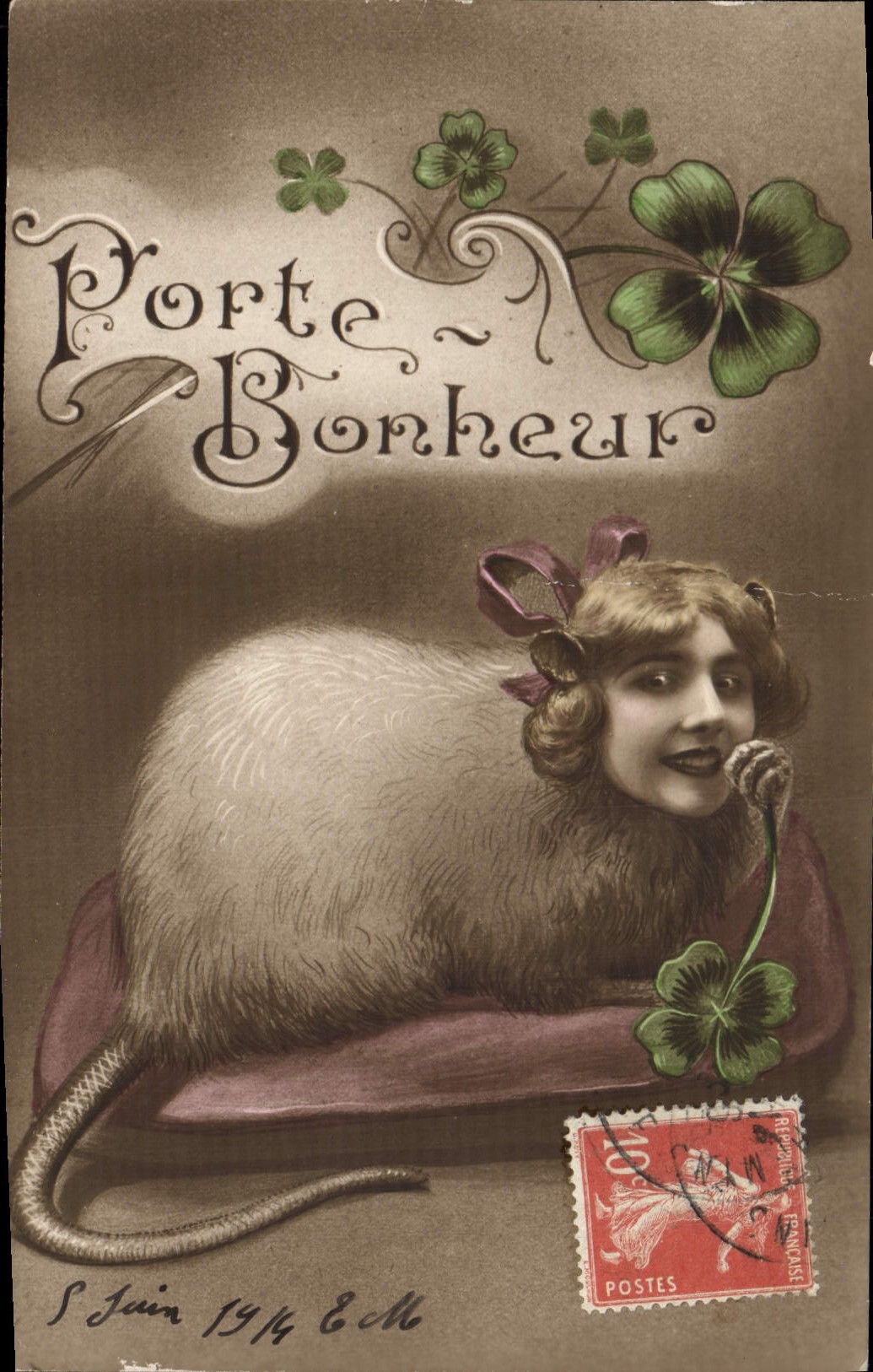 CPA Fantaisie Porte bonheur Femme Souris Trefle