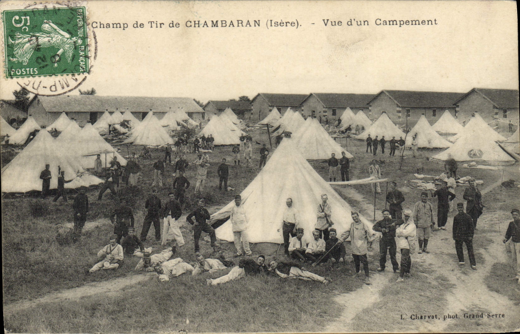 CPA Militaria Champ de tir de Chambaran Vue d'un campement 