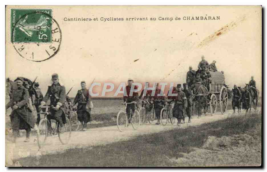 Cantiniers et Cyclistes arrivant au Camp de CHAMBĂRAN — Éditeur non visible, n° de série non lisible