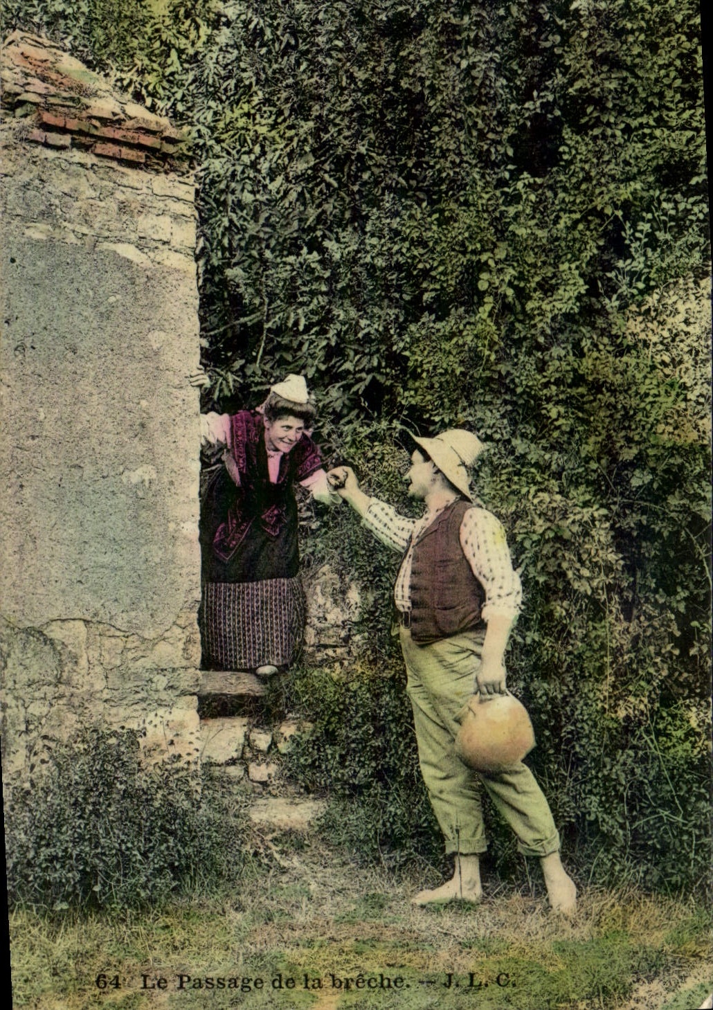 CPA Folklore Le passage de la breche