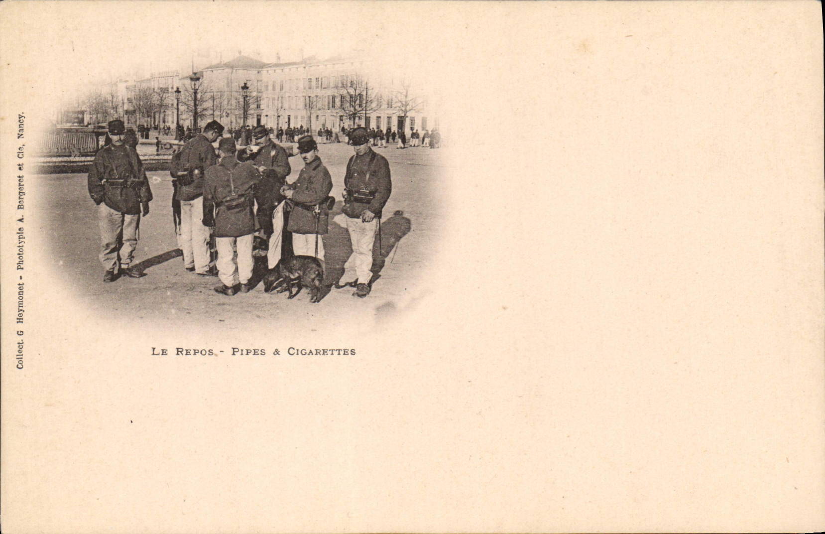 Soldats en pause — fumant pipes et cigarettes — Nancy, phototypie G. Heymonet & Cie