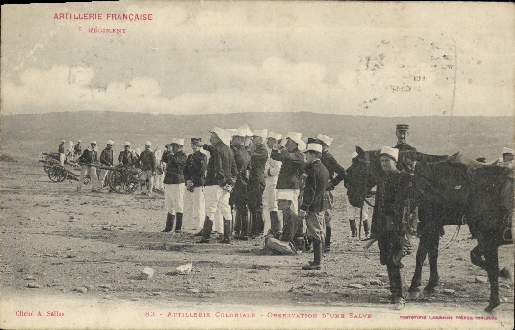 CPA Militaria Artillerie coloniale Observation d'une salve