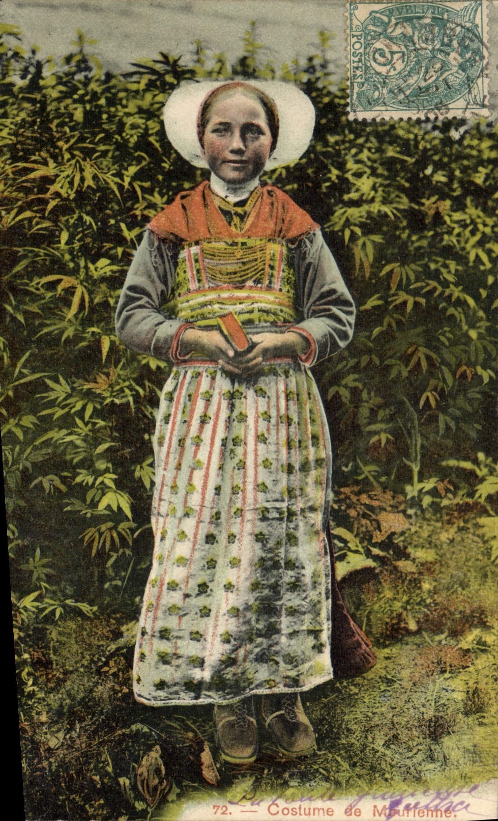 CPA Folklore Costumes de Maurienne 