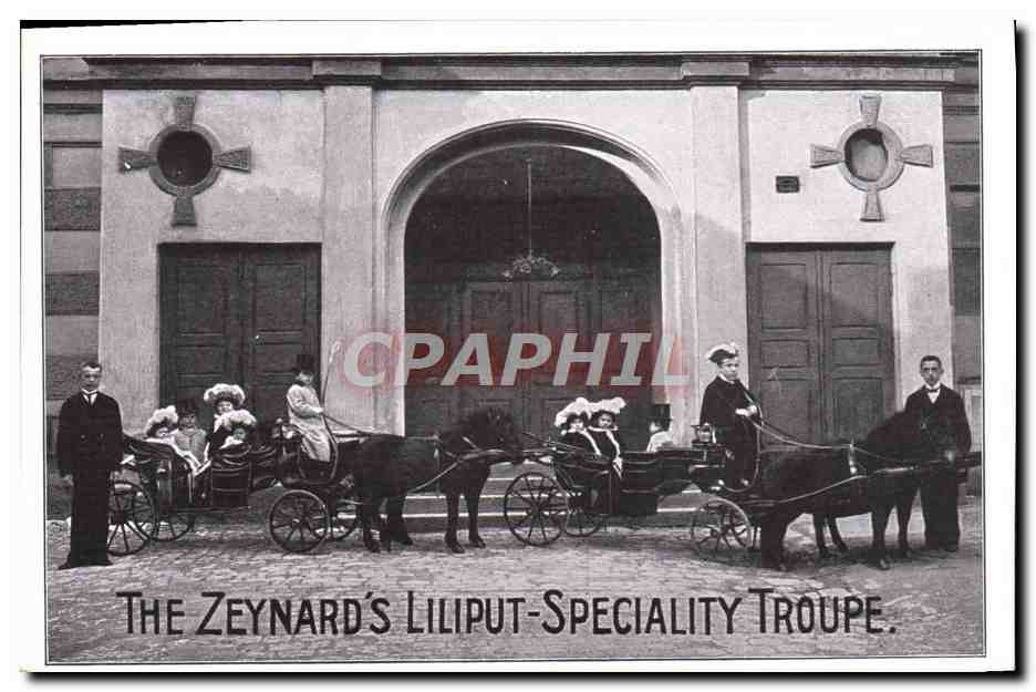 La troupe Zeynard's Liliput-Speciality — delante a un edificio con arcos — editor no visible