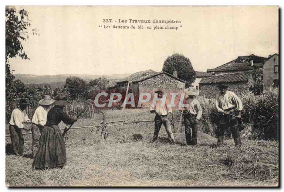 CPA Folklore Les travaux champetres Les batteurs de ble en plein champ