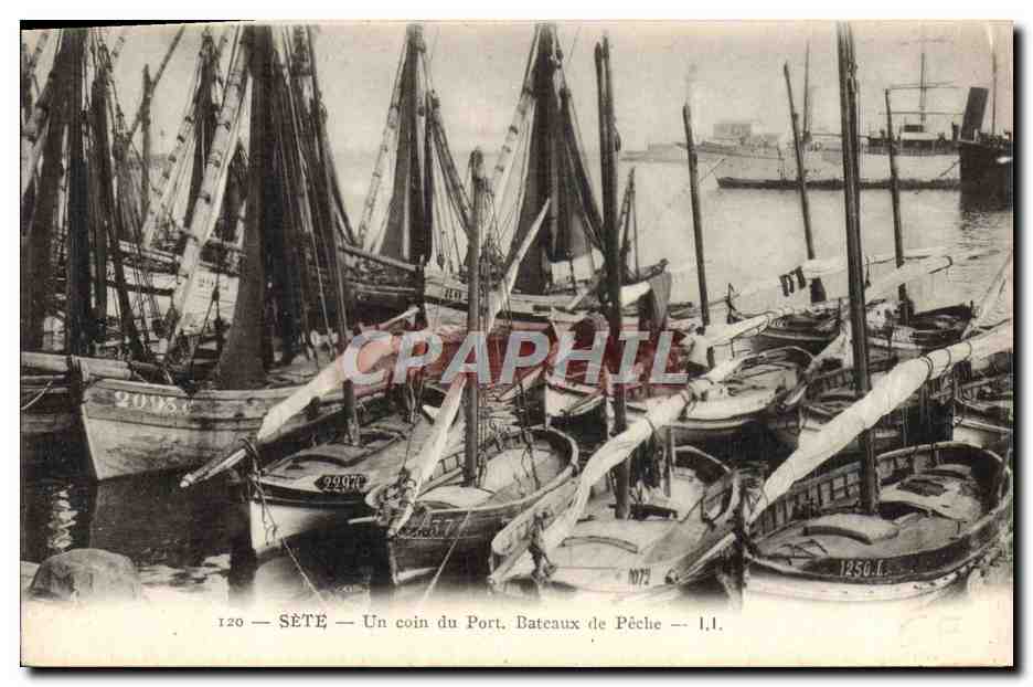 Sète — Un coin du Port, Bateaux de Pêche — I.I. — n°120