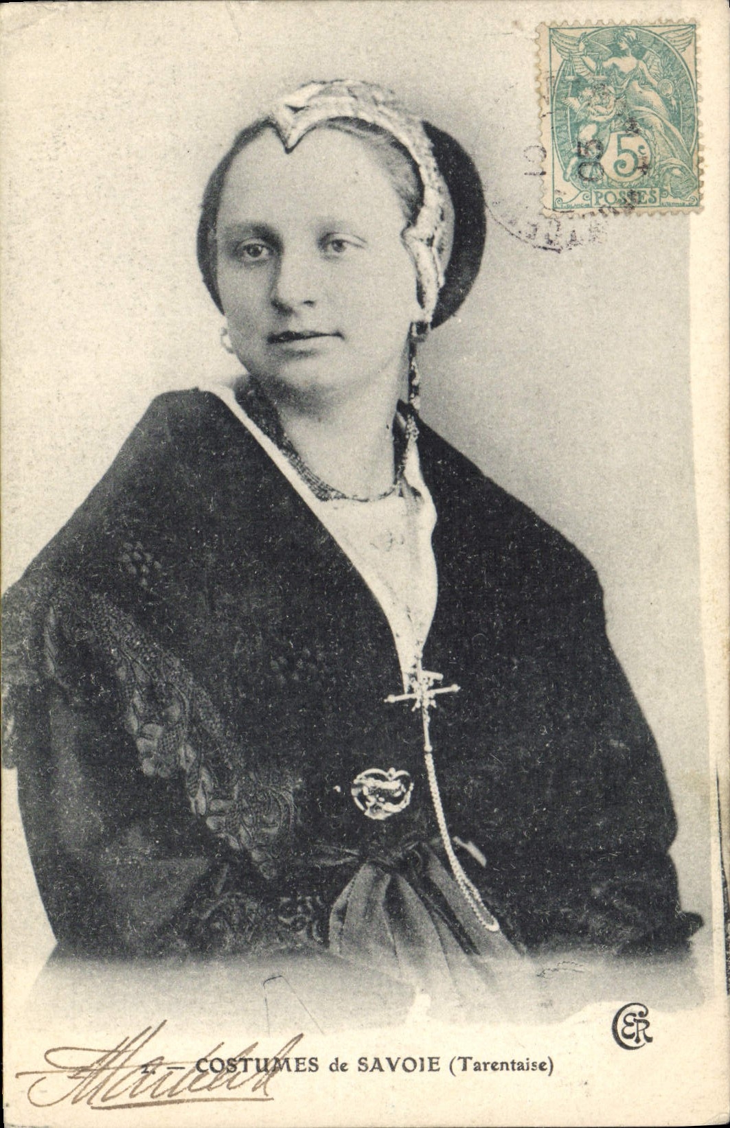 CPA Folklore Costumes de Savoie Tarentaise 