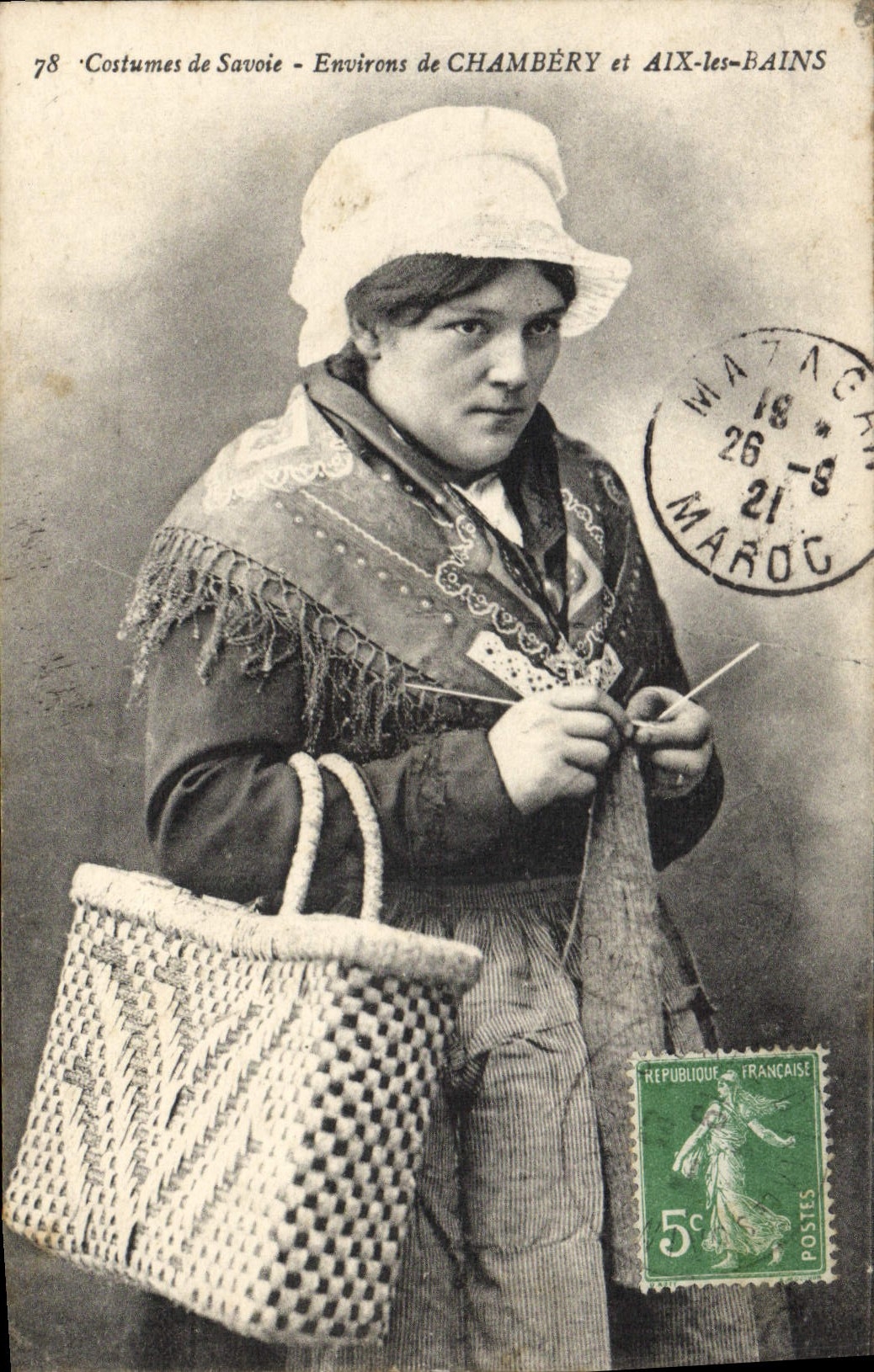 CPA Folklore Costumes de Savoie Environs de Chambery et Aix les Bains 