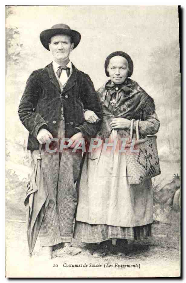 CPA Folklore Costumes de Savoie Les Entremonts 